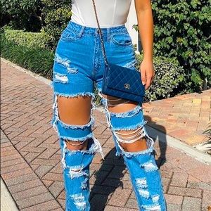Cute, casual fashion nova jeans.